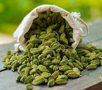 Cardamom Green (Elaichi) 4